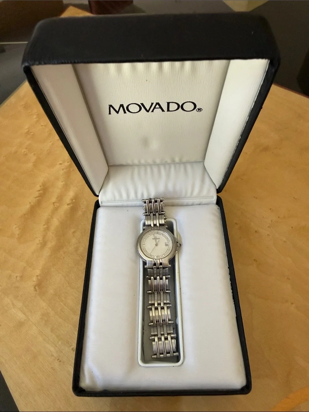 Movado 84-36-829 Aviso 26mm Stainless Steel Silver Dial Quartz Sapphire Crystal